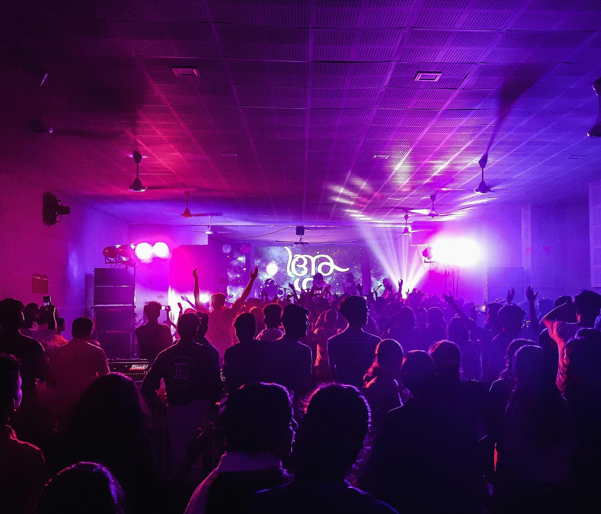 Night party in Hiriketiya, Sri Lanka — dancing and live music